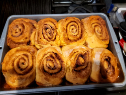 Jumbo Gourmet Cinnamon Rolls: Unique Flavors, Big Delight